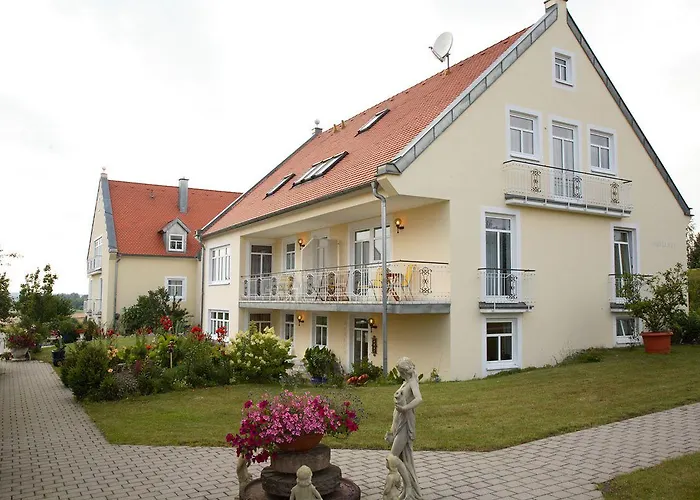 ゲストハウス Auszeit - Ihr Sibyllenbad Gaestehaus 3*