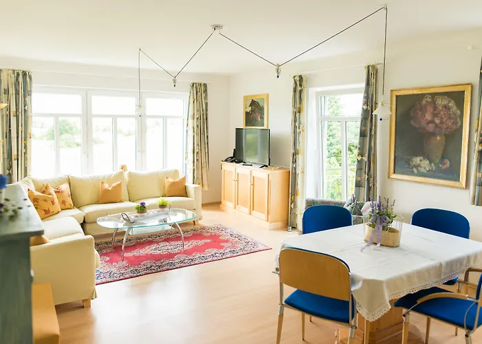 Auszeit - Ihr Sibyllenbad Gaestehaus ゲストハウス